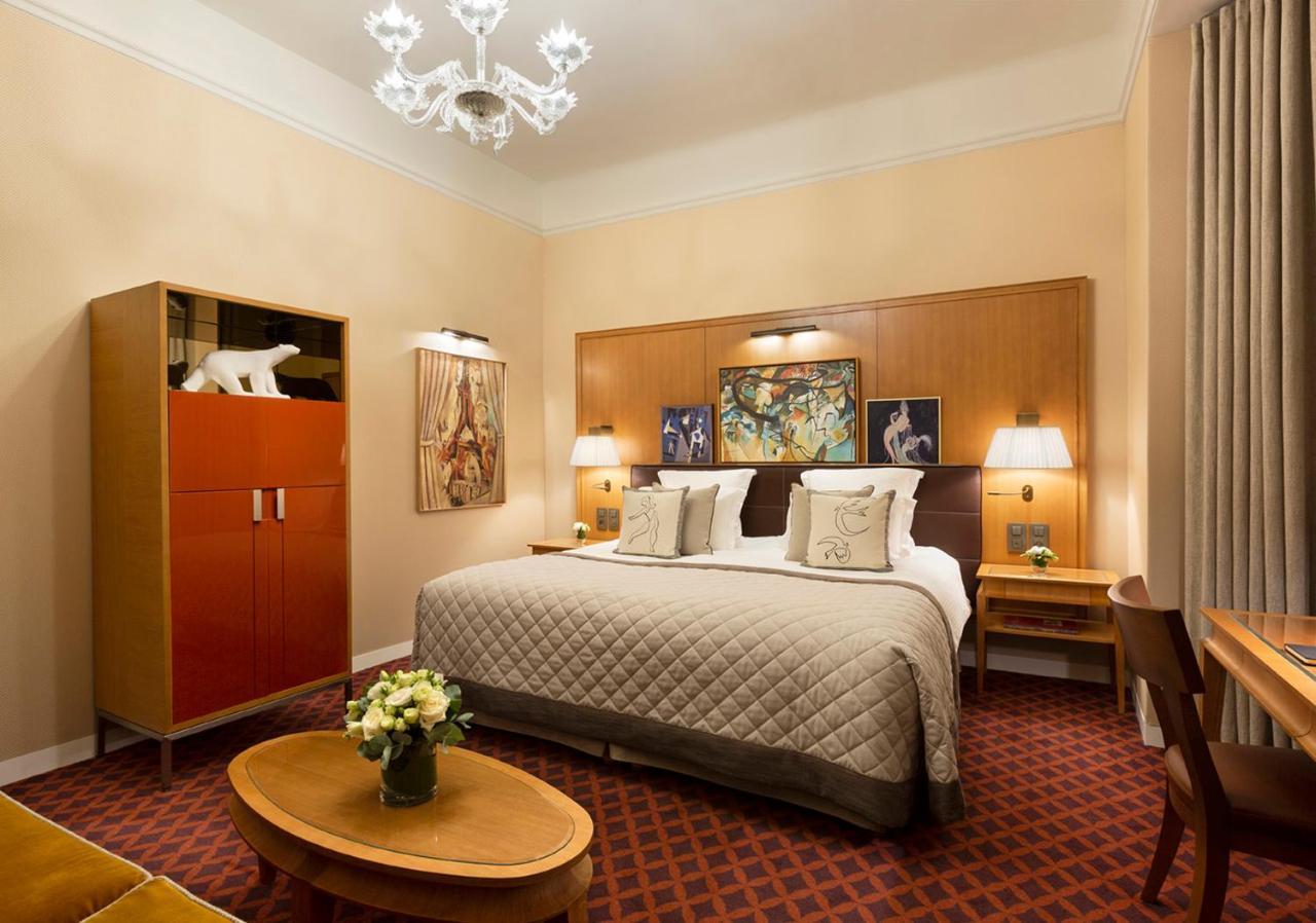 Hotel Barrire Le Westminster Le Touquet Екстер'єр фото A suite at the hotel