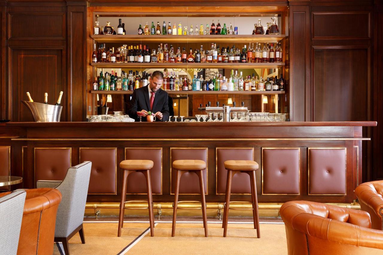 Hotel Barrire Le Westminster Le Touquet Екстер'єр фото The bar at the St Regis Istanbul