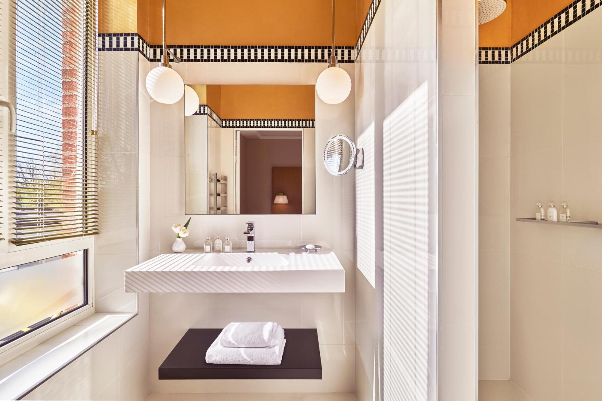 Hotel Barrire Le Westminster Le Touquet Екстер'єр фото Bathroom